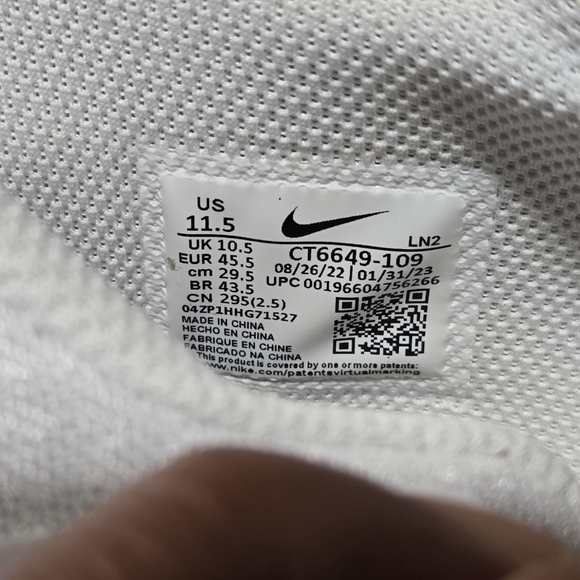 Nike Alpha Menace Pro 3 MID Football Cleats CT6649-109 NEW Men's Size 11.5 - Picture 8 of 8